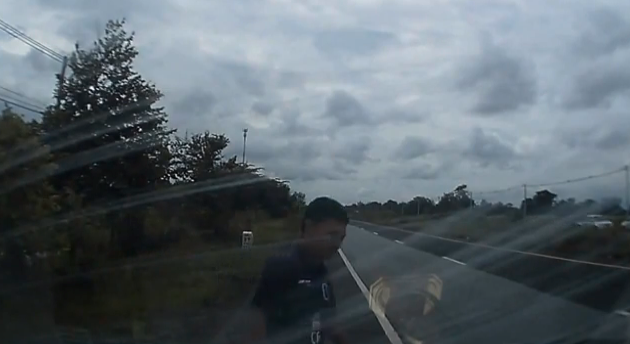 Hur Långt Rullar Bilen På En Sekund I 80
